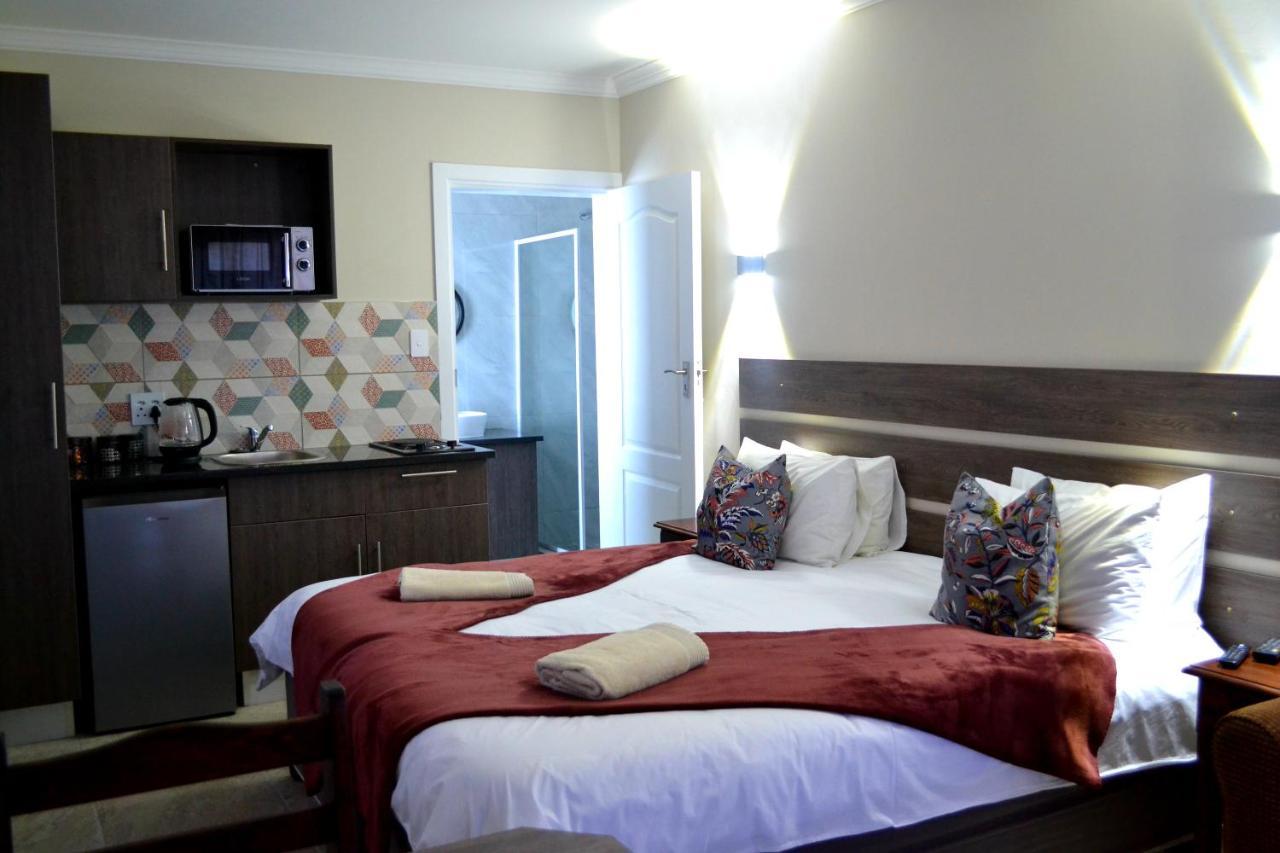 Blue Sea Guest House East London Dış mekan fotoğraf